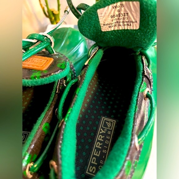 Sperry Women’s Duck Boots in Green - Picture 8 of 10